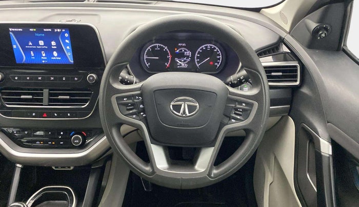 2022 Tata Safari XT, Diesel, Manual, 10,810 km, Steering Wheel Close Up