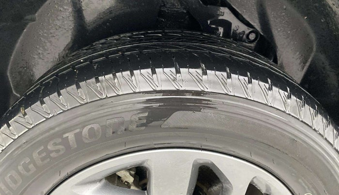 2022 Tata Safari XT, Diesel, Manual, 10,810 km, Right Rear Tyre Tread