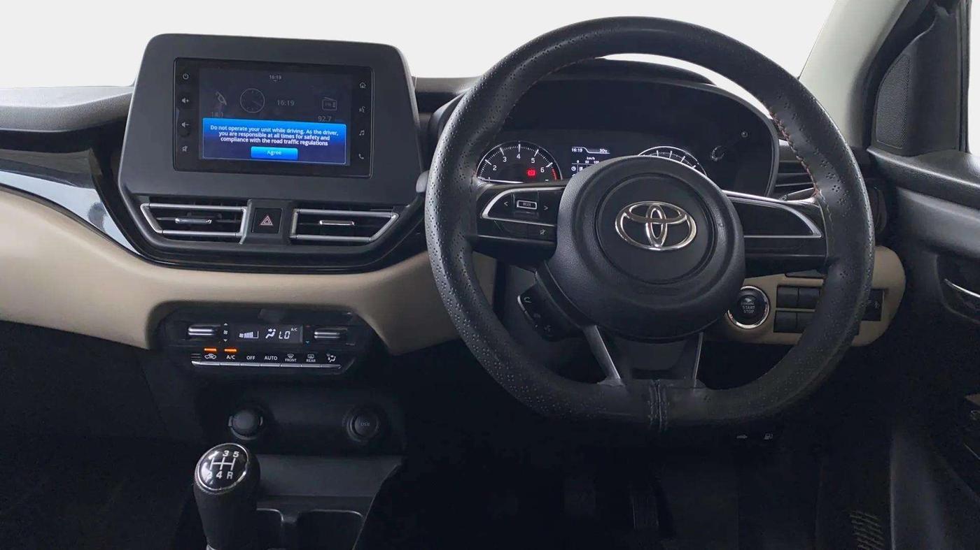 2022 Toyota Glanza G, Petrol, Manual, 44,836 km, Steering Wheel Close Up