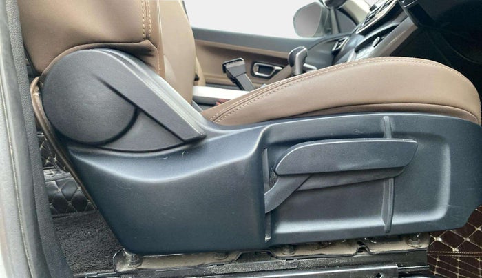 2019 Tata Harrier XZ 2.0L, Diesel, Manual, 69,359 km, Driver Side Adjustment Panel
