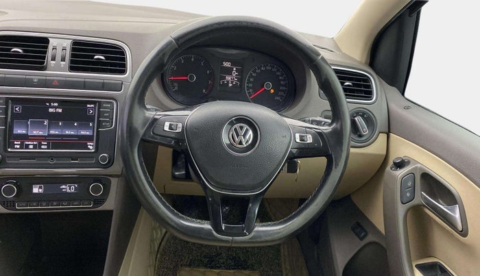 2020 Volkswagen Vento HIGHLINE 1.0L TSI, Petrol, Manual, 93,275 km, Steering Wheel Close Up