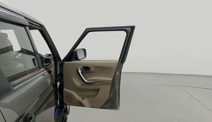 2022 Mahindra BOLERO NEO N 10, Diesel, Manual, 40,765 km, RHS Front Door