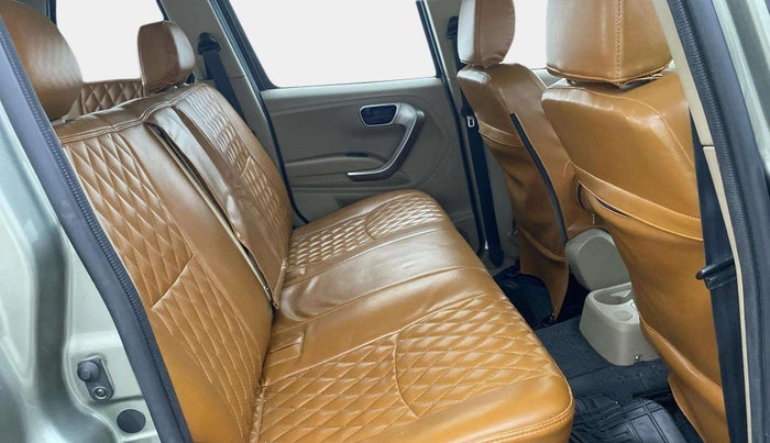 2022 Mahindra BOLERO NEO N 10, Diesel, Manual, 40,765 km, Right Side Rear Door Cabin