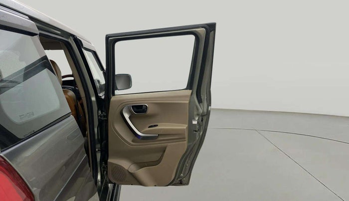 2022 Mahindra BOLERO NEO N 10, Diesel, Manual, 40,765 km, RHS Rear Door