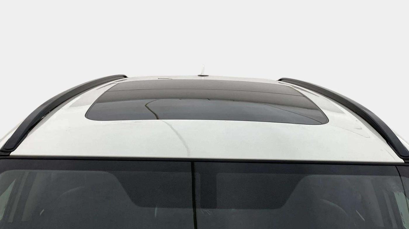 2023 Toyota URBAN CRUISER HYRYDER V NEO DRIVE, Petrol, Manual, 27,940 km, Moonroof/ Sunroof