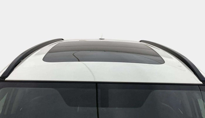 2023 Toyota URBAN CRUISER HYRYDER V NEO DRIVE, Petrol, Manual, 27,846 km, Moonroof/ Sunroof