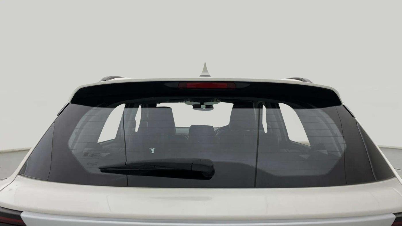 2023 Toyota URBAN CRUISER HYRYDER V NEO DRIVE, Petrol, Manual, 27,940 km, Rear Windshield