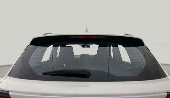 2023 Toyota URBAN CRUISER HYRYDER V NEO DRIVE, Petrol, Manual, 27,846 km, Rear Windshield