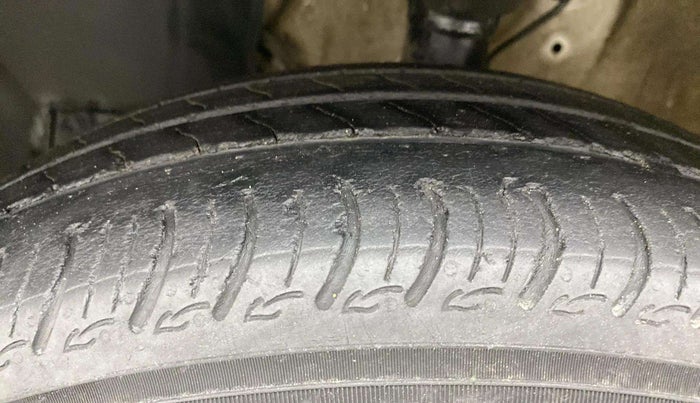 2022 Maruti New Wagon-R VXI 1.0, Petrol, Manual, 44,101 km, Left Front Tyre Tread