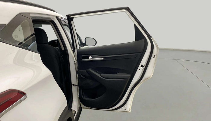2021 KIA SELTOS HTK 1.5 PETROL, CNG, Manual, 63,595 km, RHS Rear Door