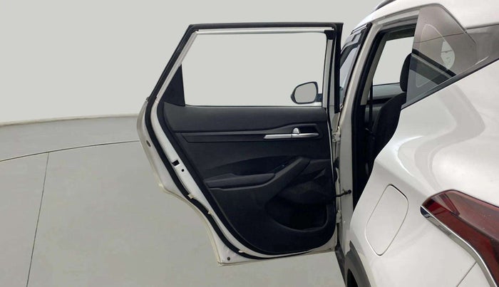 2021 KIA SELTOS HTK 1.5 PETROL, CNG, Manual, 63,595 km, LHS Rear Door