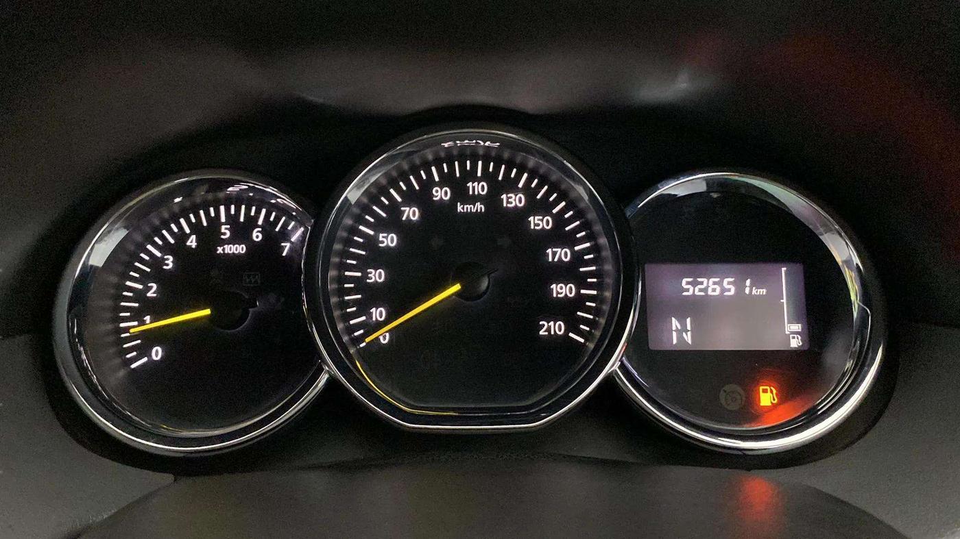 2017 Renault Duster RXS CVT, Petrol, Automatic, 52,640 km, Odometer Image