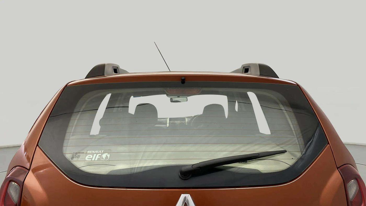 2017 Renault Duster RXS CVT, Petrol, Automatic, 52,640 km, Rear Windshield