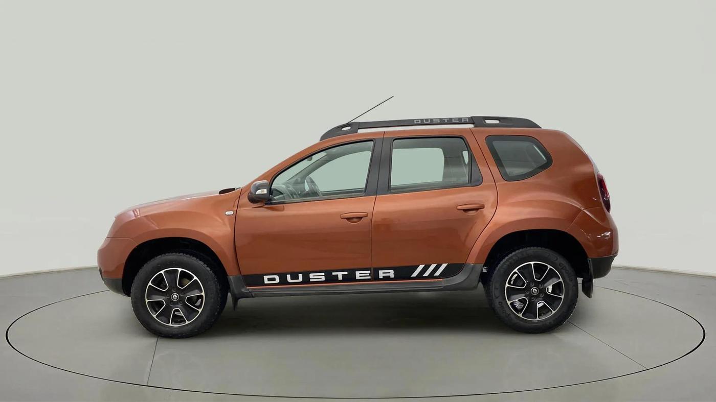 2017 Renault Duster RXS CVT, Petrol, Automatic, 52,640 km, Left Side