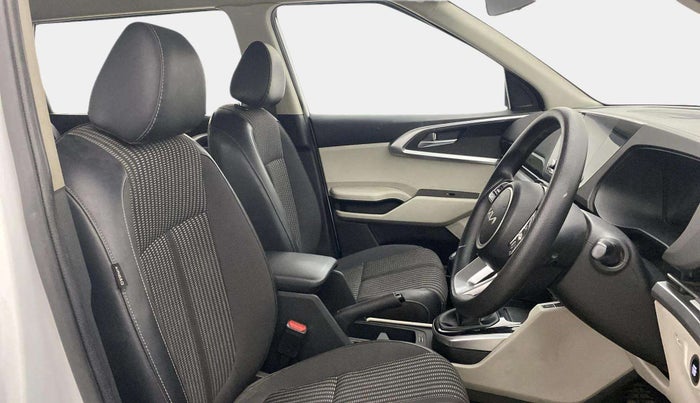 2022 KIA CARENS PRESTIGE PLUS 1.4 PETROL 7 STR, Petrol, Manual, 20,327 km, Right Side Front Door Cabin