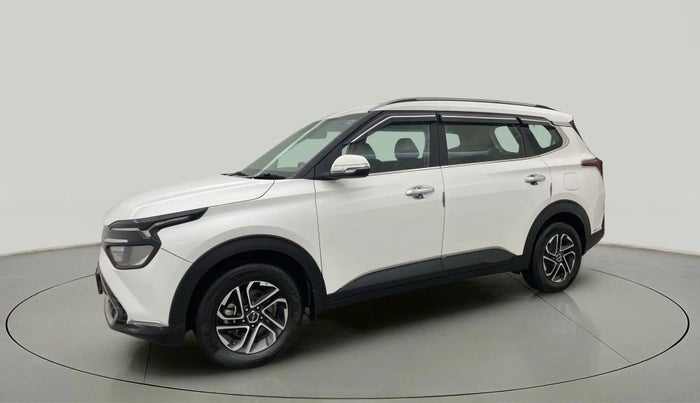 2022 KIA CARENS PRESTIGE PLUS 1.4 PETROL 7 STR, Petrol, Manual, 20,327 km, Left Front Diagonal