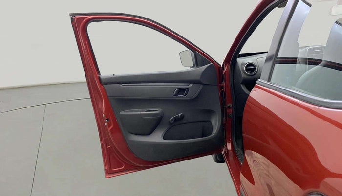 2015 Renault Kwid RXL, Petrol, Manual, 25,535 km, LHS Front Door
