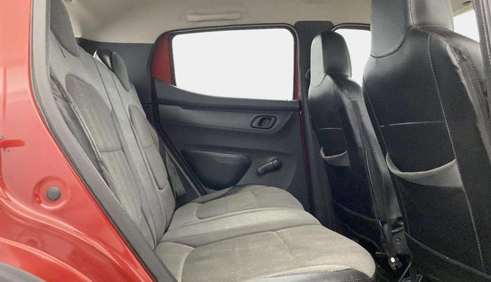 2015 Renault Kwid RXL, Petrol, Manual, 25,535 km, Right Side Rear Door Cabin