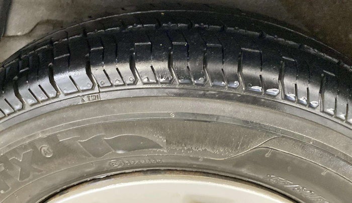 2012 Hyundai i10 MAGNA 1.1, Petrol, Manual, 56,158 km, Left Front Tyre Tread