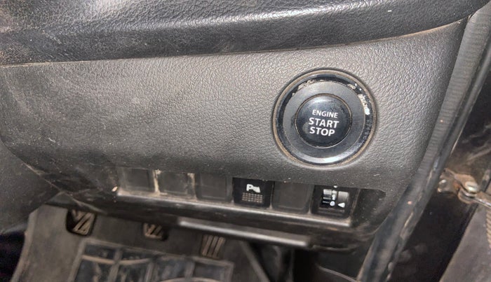 2017 Maruti Baleno ZETA PETROL 1.2, Petrol, Manual, 1,02,582 km, Keyless Start/ Stop Button