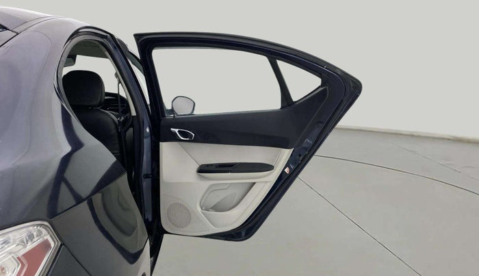2022 Tata TIGOR XZ PLUS CNG, CNG, Manual, 48,280 km, RHS Rear Door