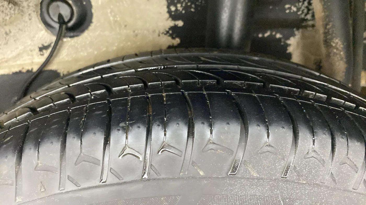 2019 Maruti Celerio X ZXI (O) AMT, Petrol, Automatic, 74,792 km, Left Rear Tyre Tread