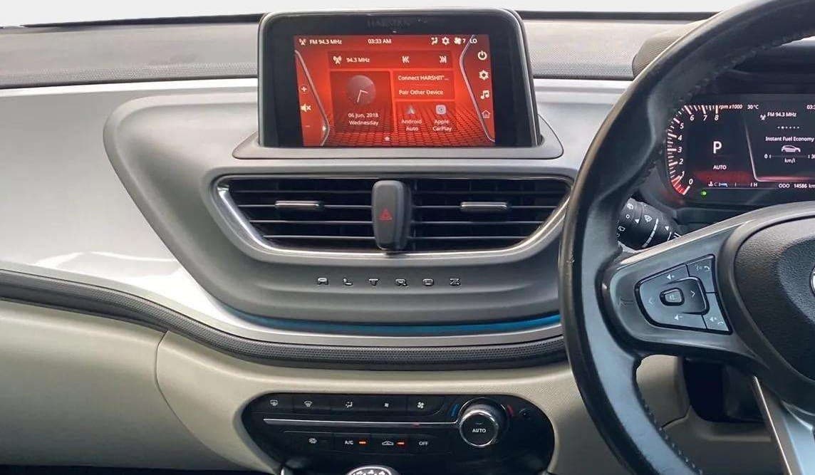 2023 Tata ALTROZ XZA PLUS, Petrol, Automatic, 14,704 km, Air Conditioner