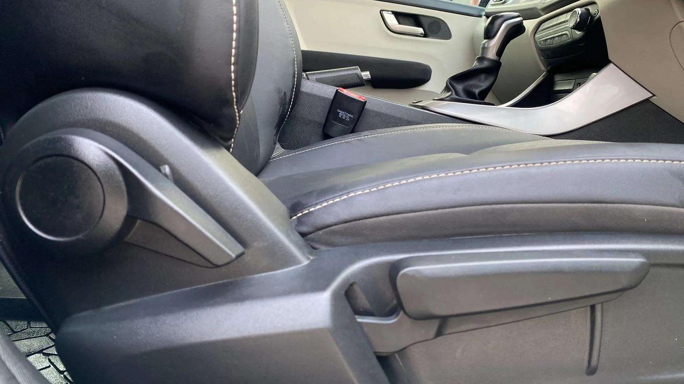 2023 Tata ALTROZ XZA PLUS, Petrol, Automatic, 14,704 km, Driver Side Adjustment Panel