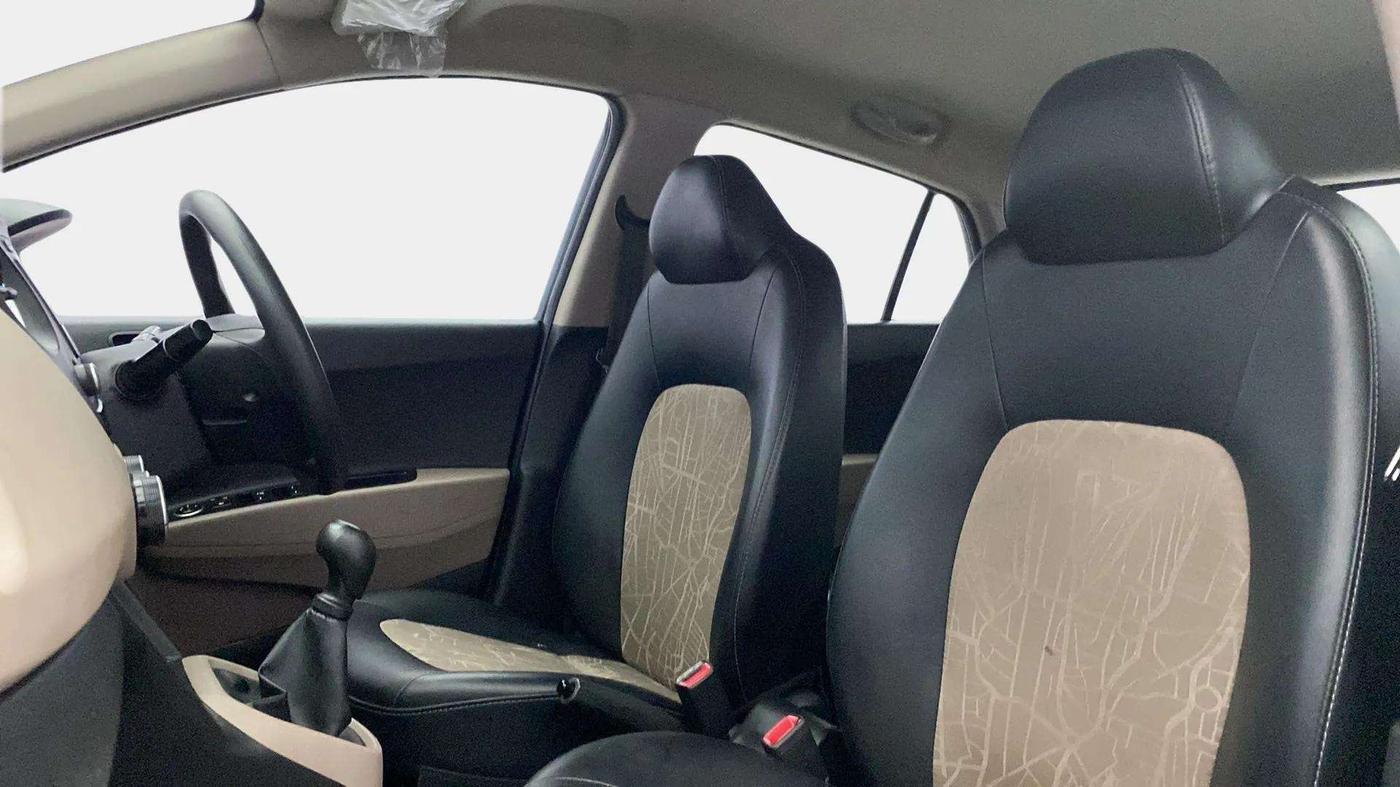 2019 Hyundai Grand i10 MAGNA 1.2 KAPPA VTVT, Petrol, Manual, 38,684 km, Right Side Front Door Cabin