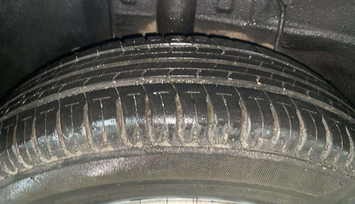 2022 Tata ALTROZ XE PLUS DIESEL, Diesel, Manual, 16,857 km, Right Rear Tyre Tread