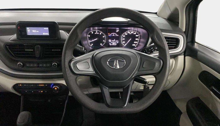 2022 Tata ALTROZ XE PLUS DIESEL, Diesel, Manual, 16,857 km, Steering Wheel Close Up