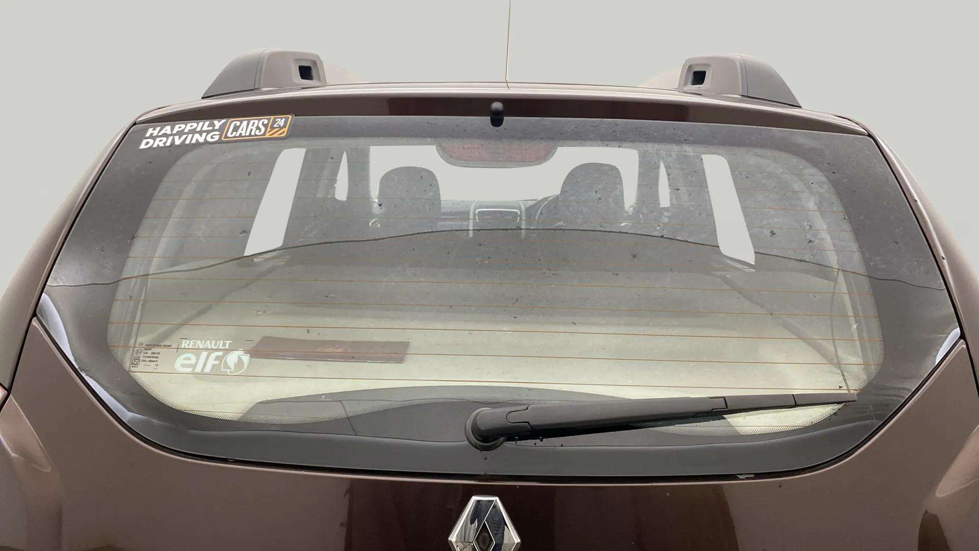 Rear-Windshield---Roof-25