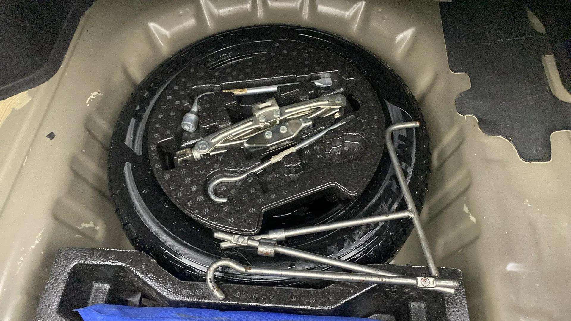 Spare-Tyre-22
