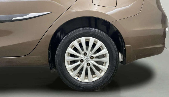 2016 Maruti Ciaz ZXI, Petrol, Manual, 68,846 km, Left Rear Wheel