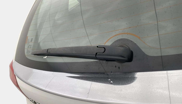 2020 Toyota Glanza V, Petrol, Manual, 17,168 km, Rear Wiper