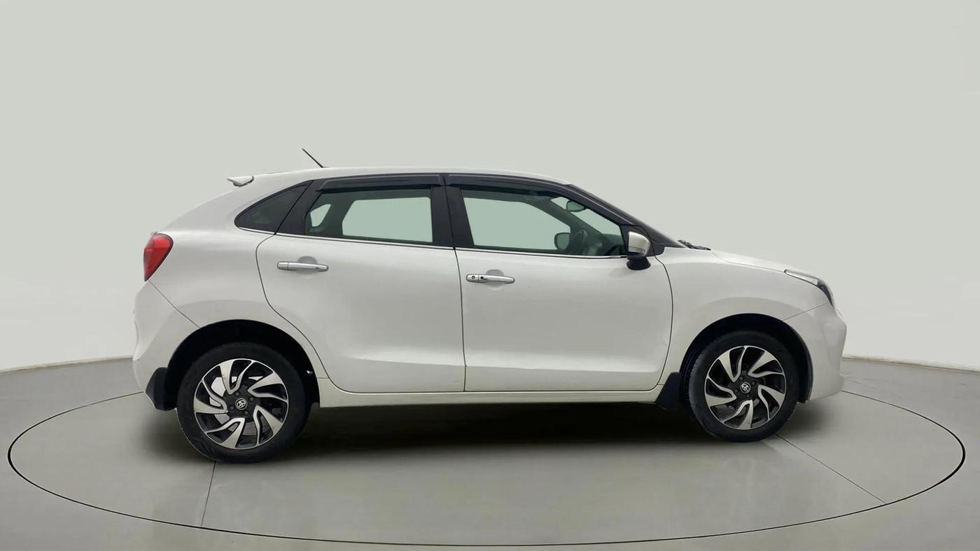 2020 Toyota Glanza V, Petrol, Manual, 17,297 km, Right Side View
