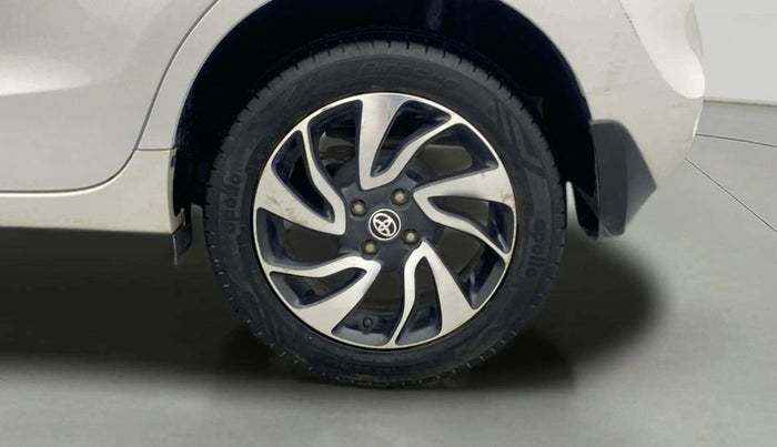 2020 Toyota Glanza V, Petrol, Manual, 17,168 km, Left Rear Wheel