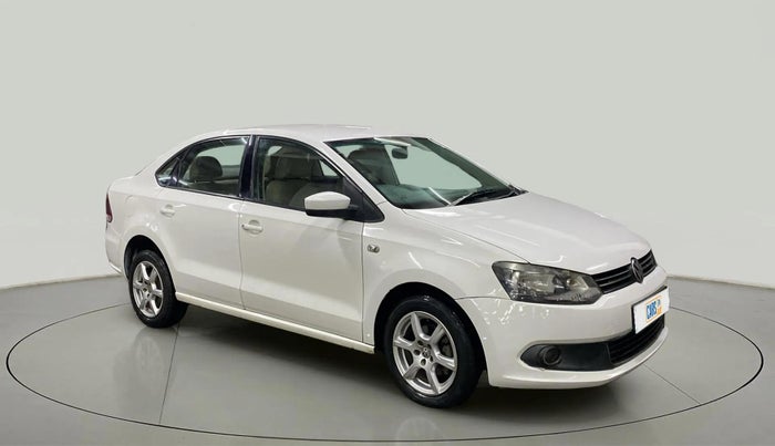 2013 Volkswagen Vento HIGHLINE 1.6 MPI, Petrol, Manual, 59,856 km, Right Front Diagonal