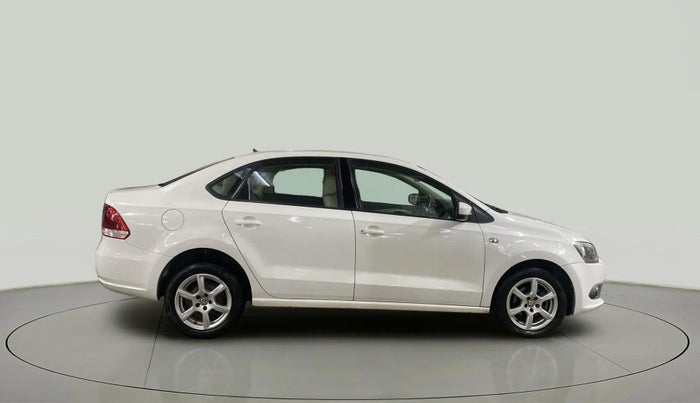 2013 Volkswagen Vento HIGHLINE 1.6 MPI, Petrol, Manual, 59,856 km, Right Side View