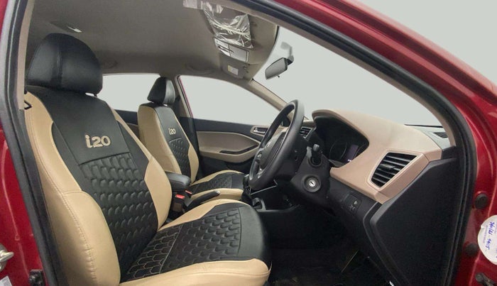 2019 Hyundai Elite i20 SPORTZ PLUS 1.2, Petrol, Manual, 35,560 km, Right Side Front Door Cabin
