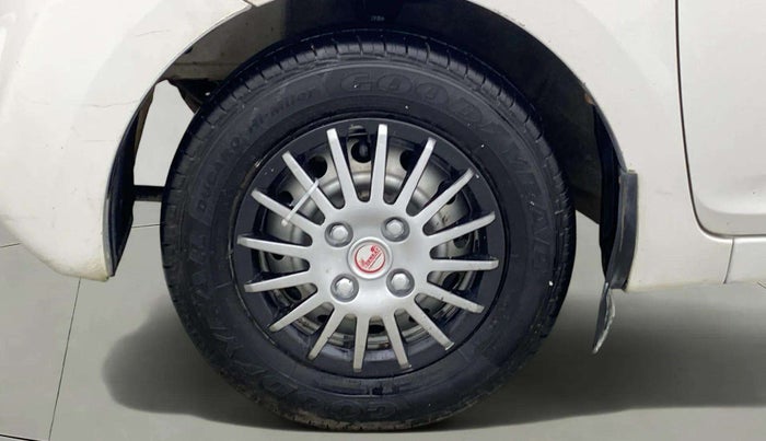 2013 Hyundai Eon D-LITE+, Petrol, Manual, 42,815 km, Left Front Wheel