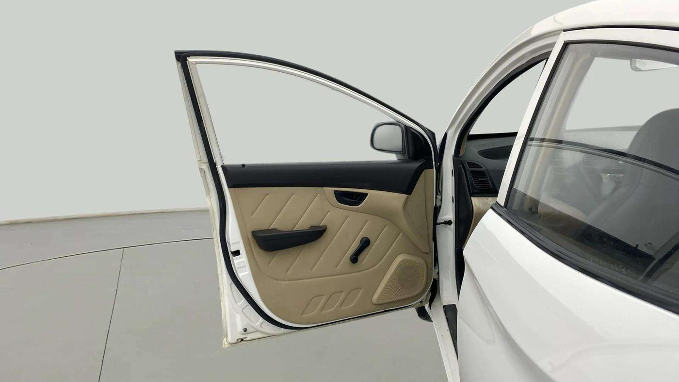 2013 Hyundai Eon D-LITE+, Petrol, Manual, 42,916 km, LHS Front Door