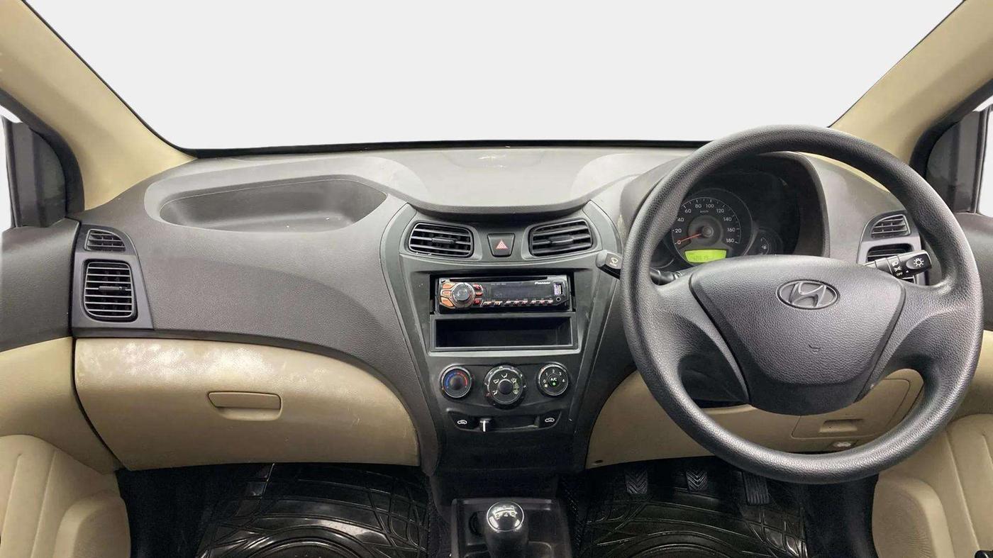 2013 Hyundai Eon D-LITE+, Petrol, Manual, 42,916 km, Dashboard