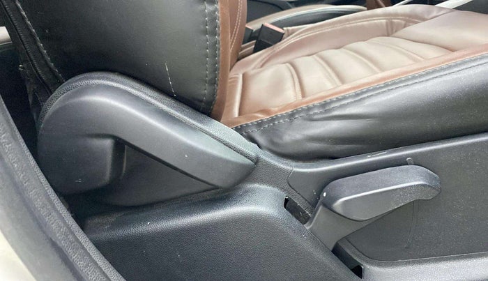 2018 Ford Ecosport TITANIUM 1.5L DIESEL, Diesel, Manual, 40,923 km, Driver Side Adjustment Panel