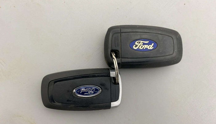 2018 Ford Ecosport TITANIUM 1.5L DIESEL, Diesel, Manual, 40,923 km, Key Close Up