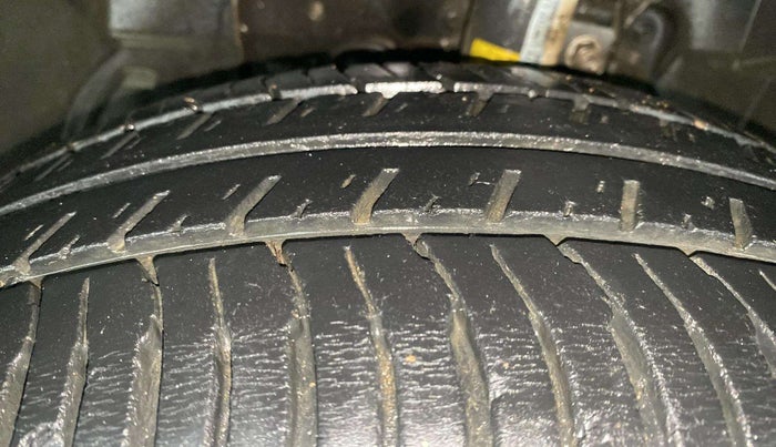 2018 Ford Ecosport TITANIUM 1.5L DIESEL, Diesel, Manual, 40,923 km, Left Front Tyre Tread
