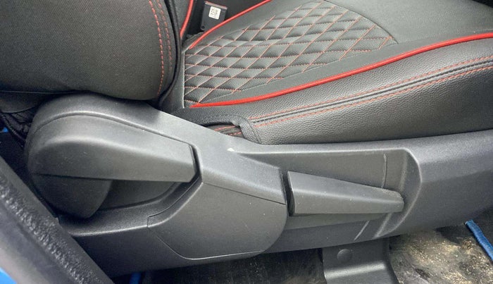 2023 Renault Kiger RXZ TURBO MT, Petrol, Manual, 18,329 km, Driver Side Adjustment Panel