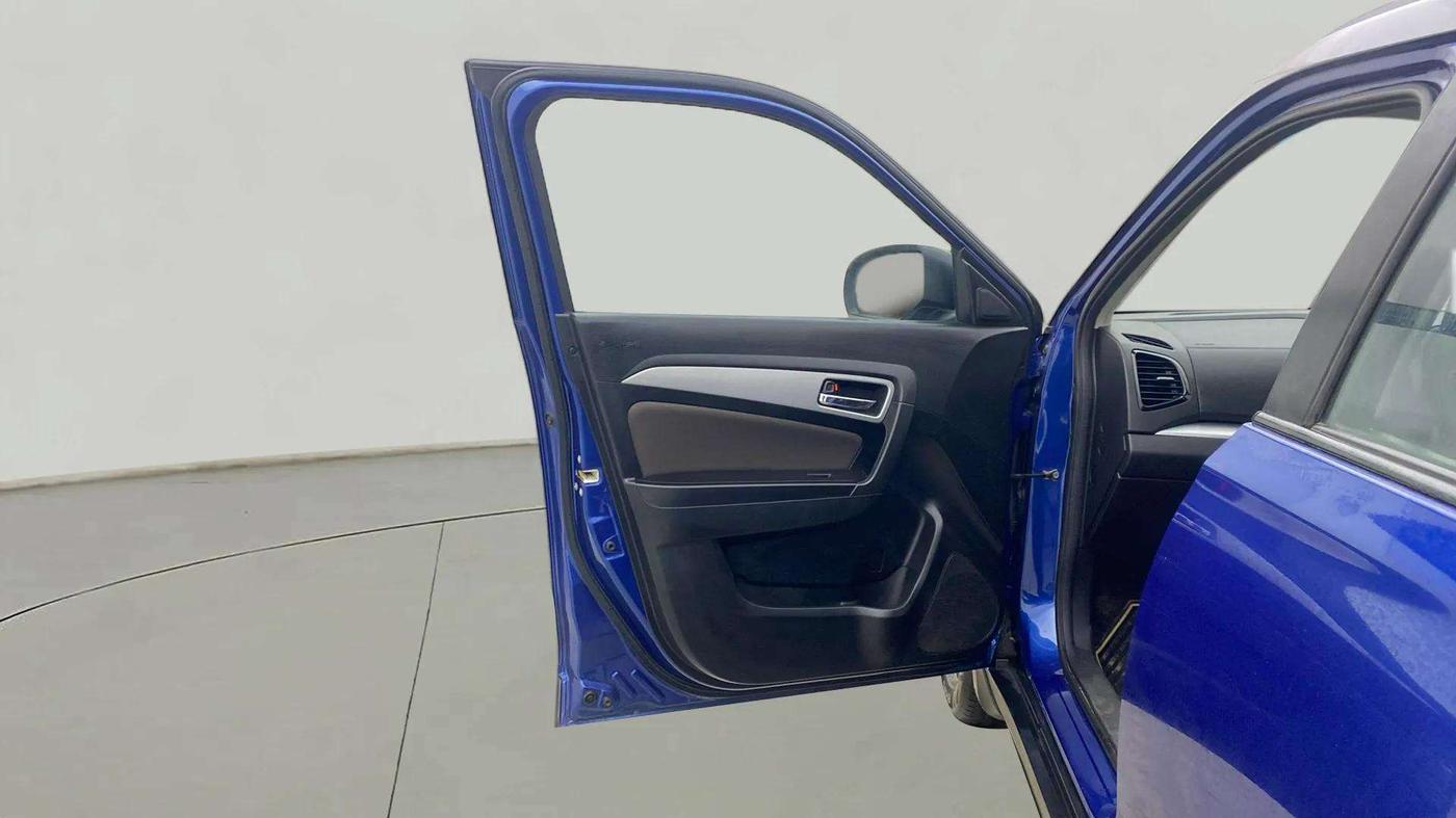 2021 Toyota URBAN CRUISER PREMIUM GRADE MT DUAL TONE, Petrol, Manual, 38,133 km, LHS Front Door