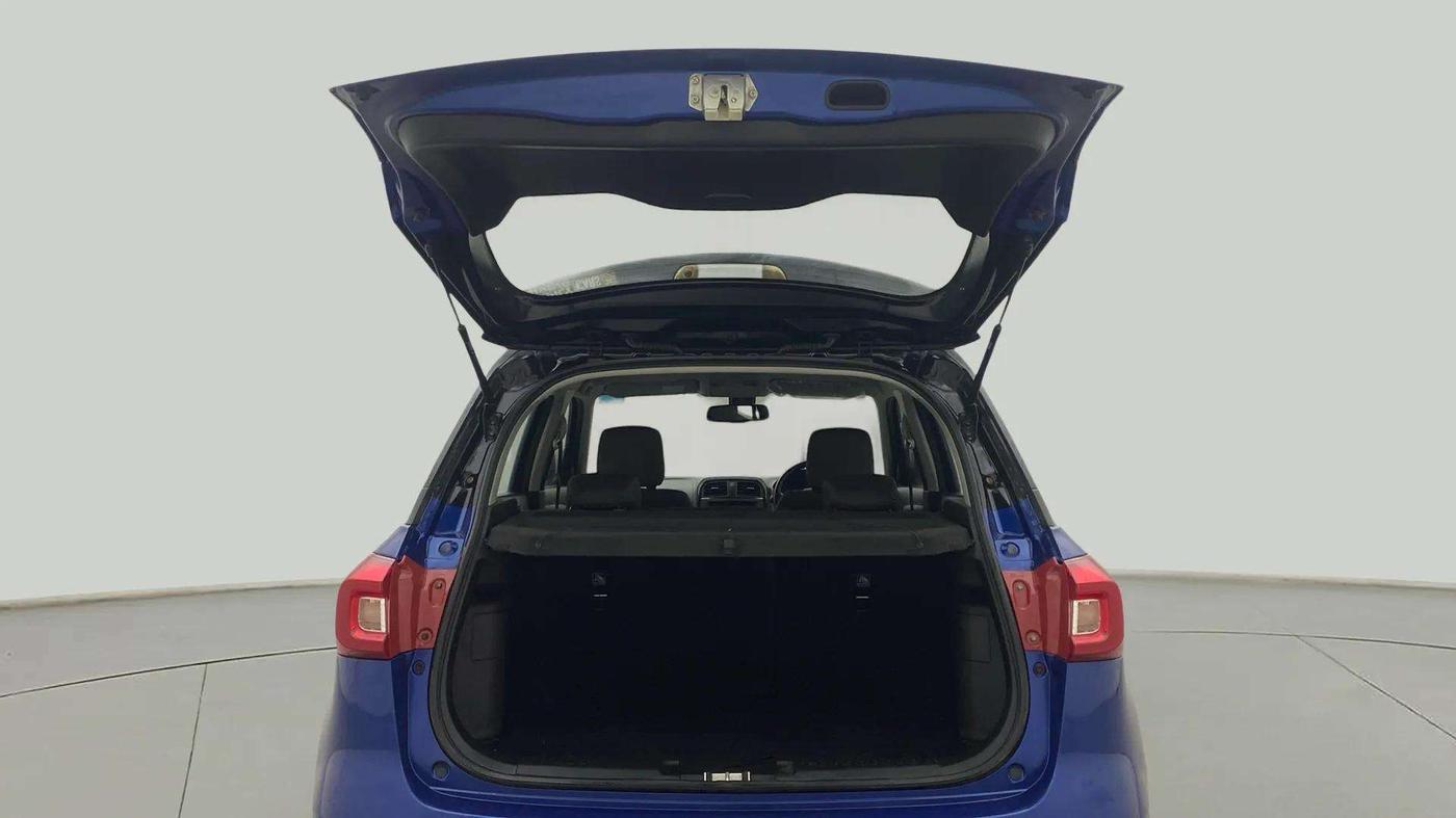 2021 Toyota URBAN CRUISER PREMIUM GRADE MT DUAL TONE, Petrol, Manual, 38,133 km, Boot Door Open