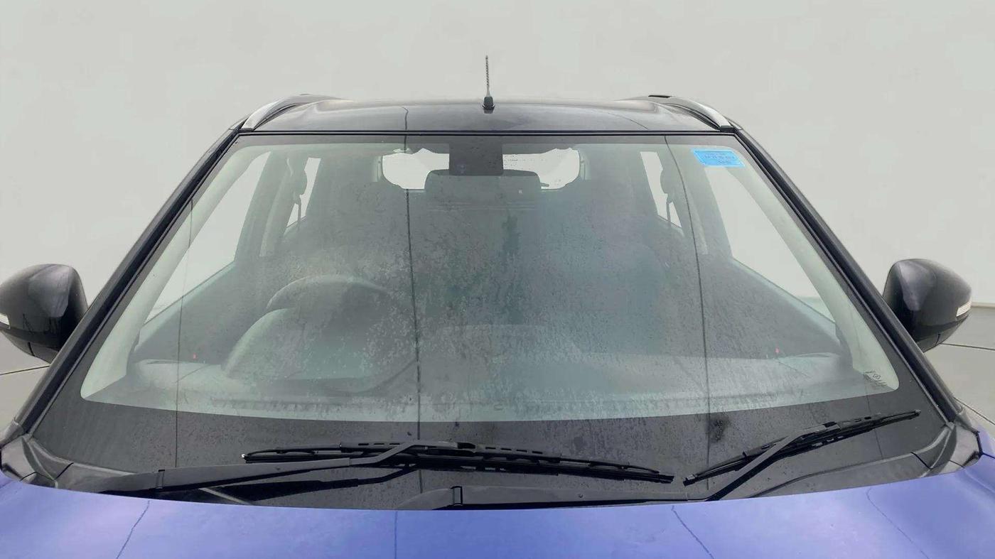 2021 Toyota URBAN CRUISER PREMIUM GRADE MT DUAL TONE, Petrol, Manual, 38,133 km, Front Windshield
